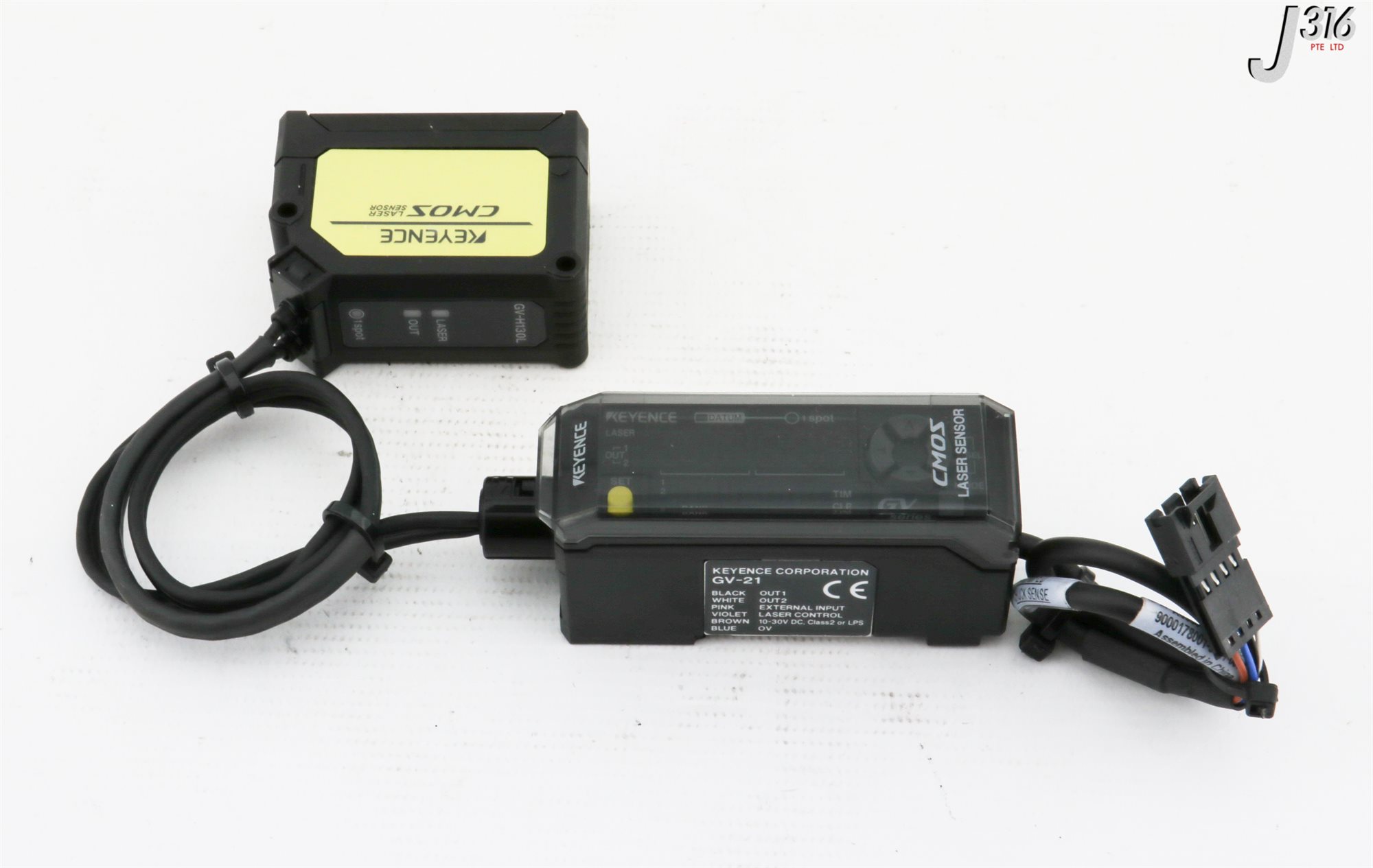 32020 KEYENCE CMOS LASER SENSOR W/ SENSOR HEAD GV-H130L GV-21